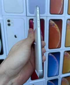 iphone XR 128 GB PTA approved 03304246398 my WhatsApp number