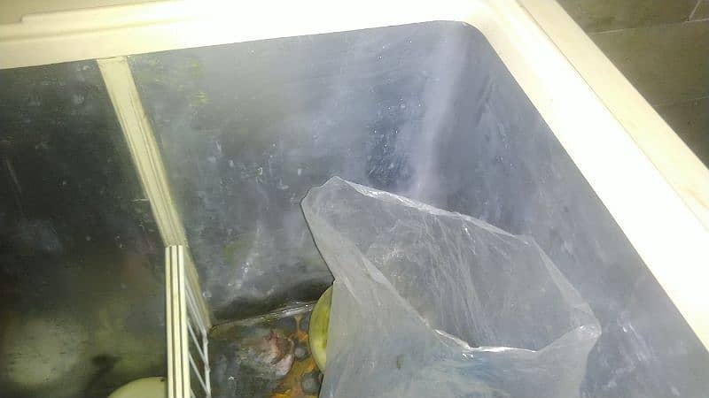 Iam selling My Dawlance Deep Freezer 3