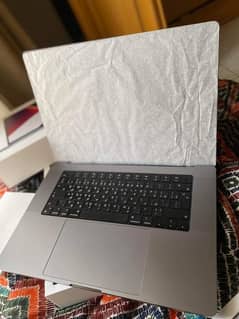 MACBOOK PRO 2019 Core i9 FOR SALE ME WITH FULL BOX