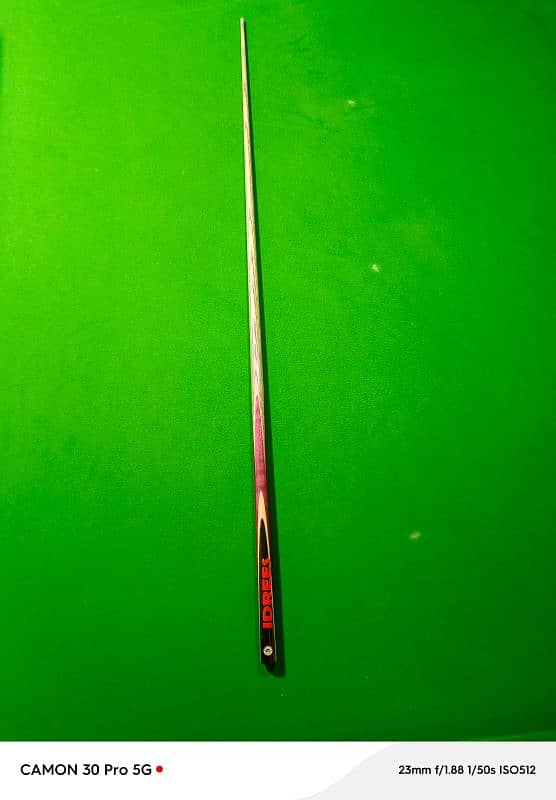 Pardon Cue 56cm 1 piece  English Cue Imported 1