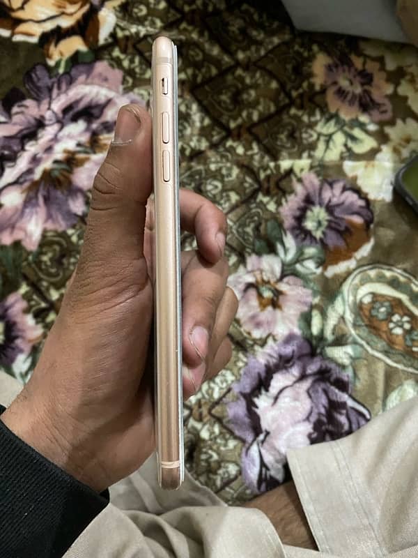 iPhone 8plus pta approved with box 1