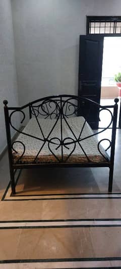 2 Wrought Iron bed For sale