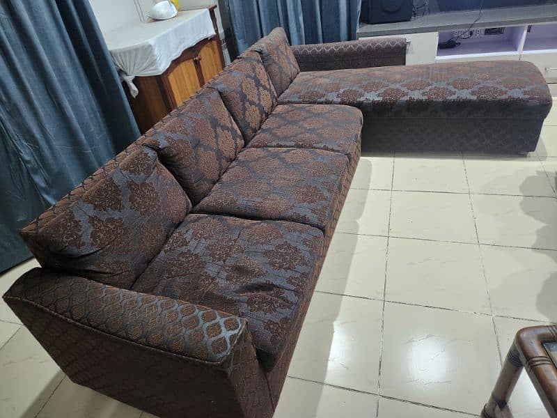 L shaped sofa 0