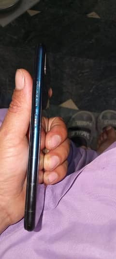 3 ramen 32 memory firs hand mobile us condition apke samne he