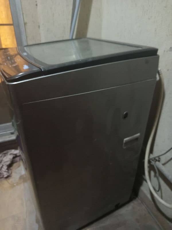 washing machine and dryer 4