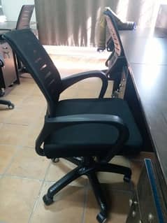 office chairs available Stock