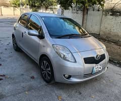 Toyota Vitz 1300 cc model 2007