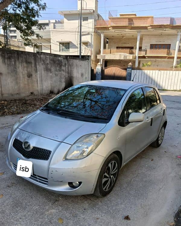 Toyota Vitz 1300 cc model 2007 5