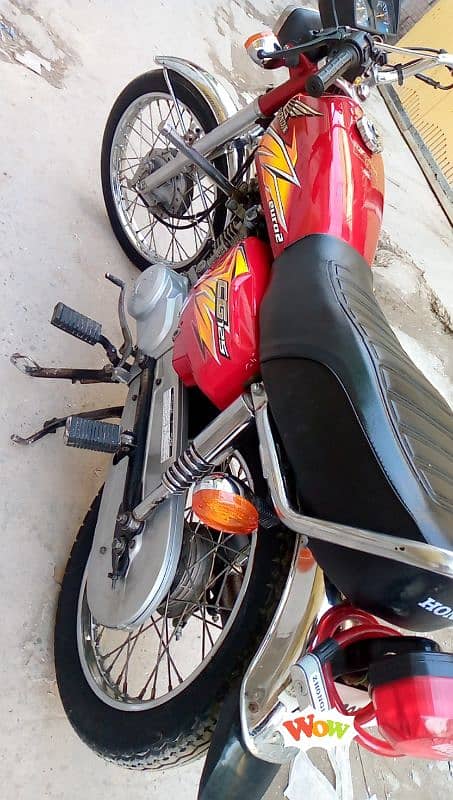 Honda CG 125 Genuine condition . Only serious buyers can contact 0