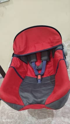 baby carry cot.