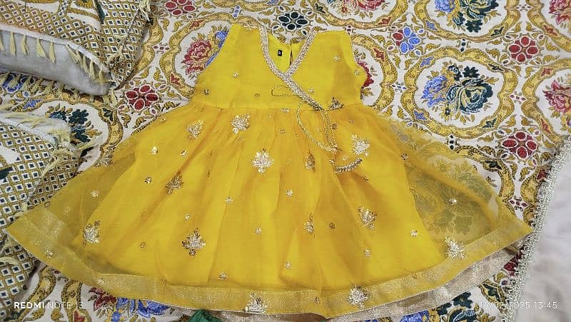 mehndi dress . short frock with gharara and dupatta. 4