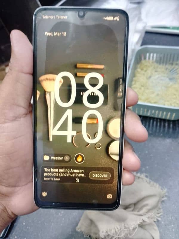 mobile bilkul saaf Suthra Hai behtarin set hai 1