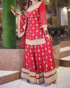 bridel lehnga with clouch price 15000