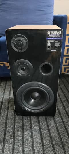 Yamaha speaker