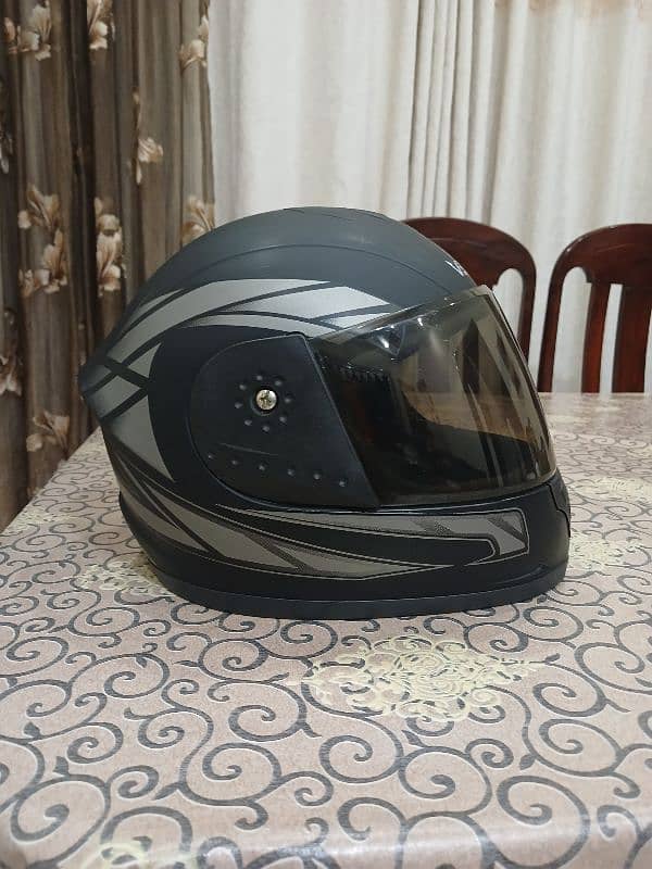 HELMET OF VECTOR 5