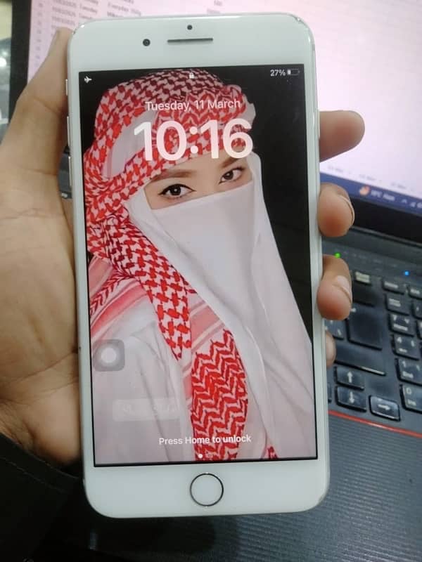 i phone 8plus non pta 0