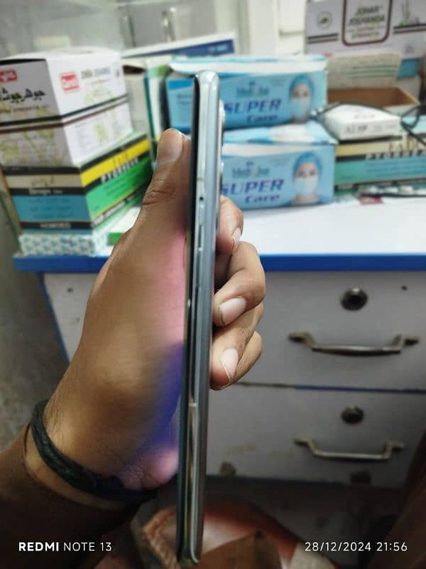 OnePlus 9 pro 10/10 condition 8/128 only set dual sim patxh 3