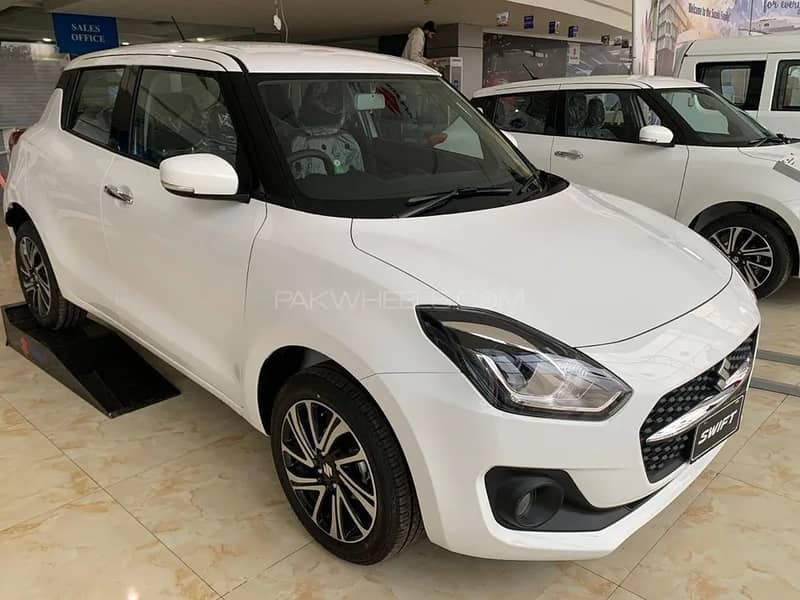 Suzuki Swift 2025 1