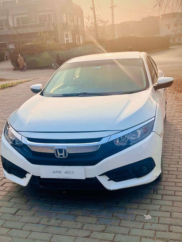 Honda Civic Standard 2016 18