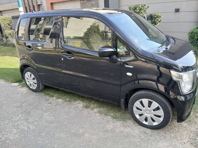 Suzuki Wagon R Hybrid  2021/2024  4.5 Grade Low Mileage 1