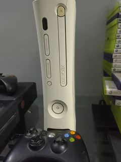 XBOX 360 JASPER 2008 320GB JAILBREAK 40 GAMES 1 CONTROLLER