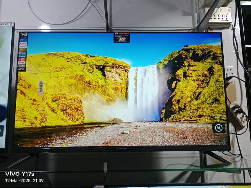 LCD TV CHINA MALAYSIA ALL VARIETY AVAILABLE SIZE 24 TO 101 INCH 2