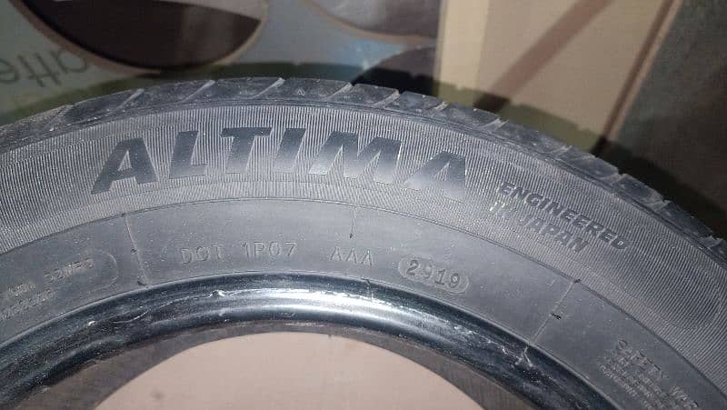 195/65 R15 seamtyre 2