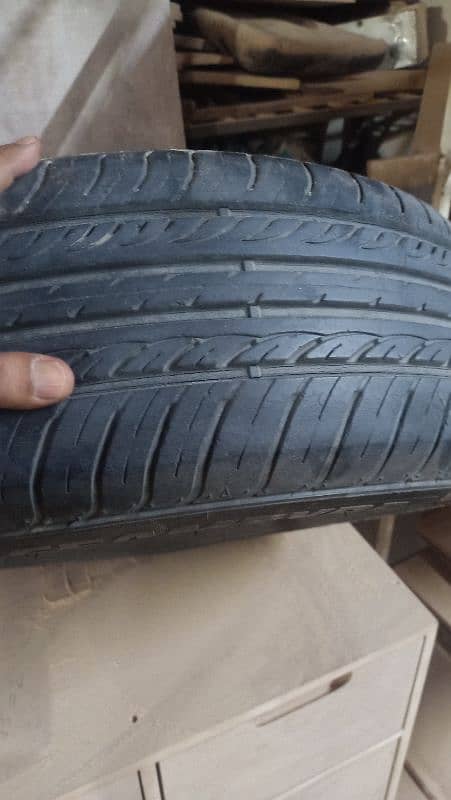 195/65 R15 seamtyre 4