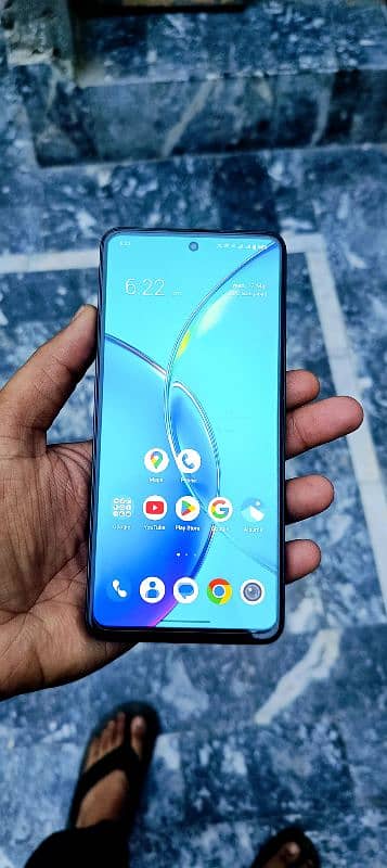 Vivo y36 8+8 128 Gb with box charger 1