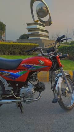 Honda CD 70 2012 (Neat Condition) + Free Helmet