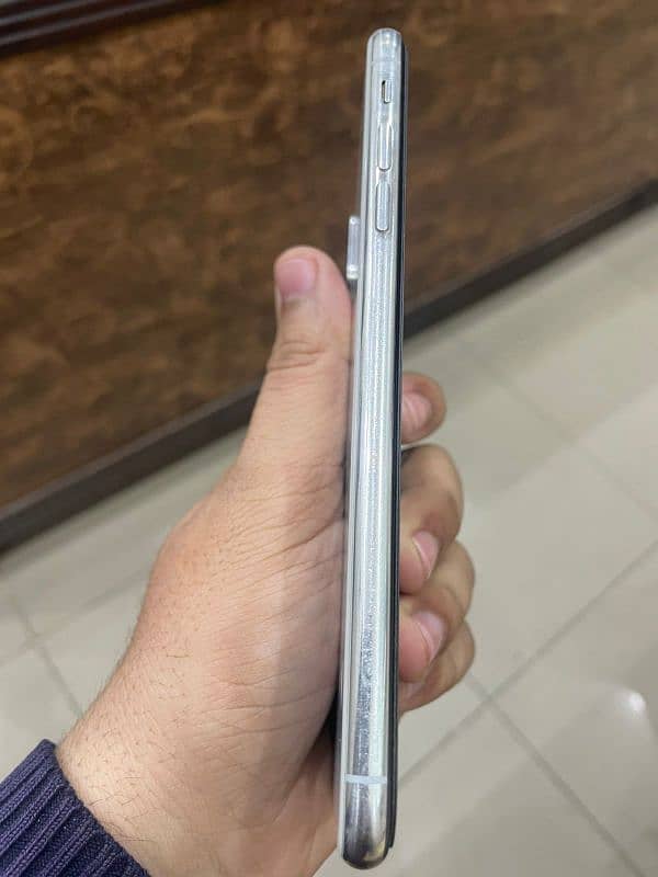 I phone Xs max 513GB 6