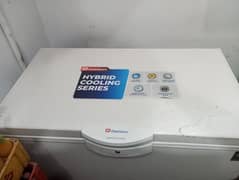 Dawlance New Deep freezer Condiotion 10×10 Arjent sale