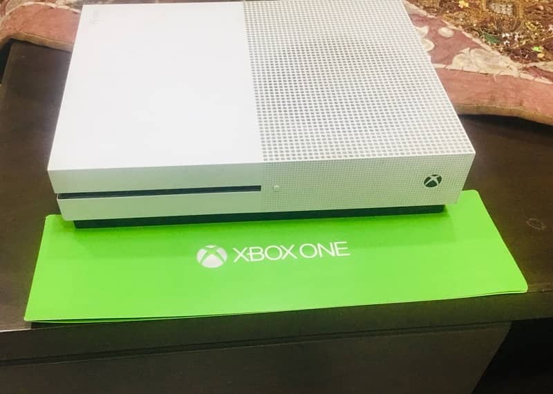 Xbox One S Disc Edition 1 TB For Sale 5