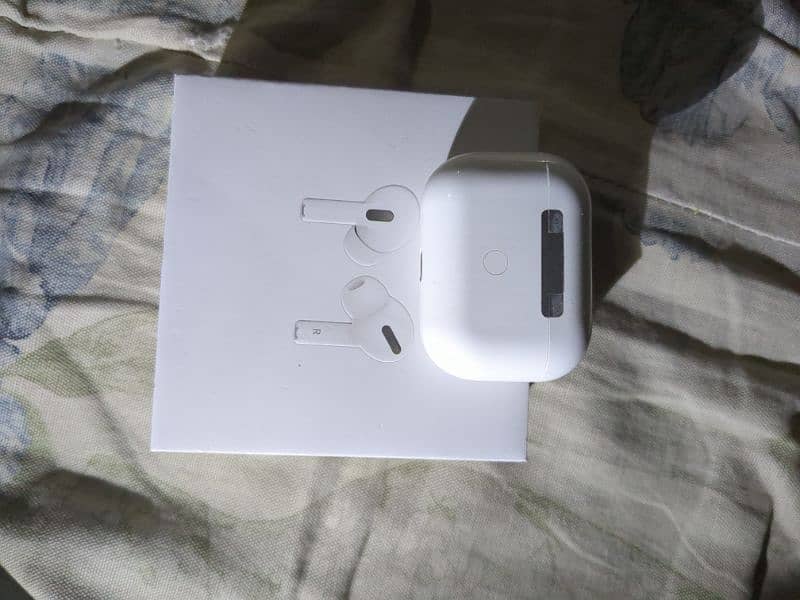 AIRPODS PRO 0