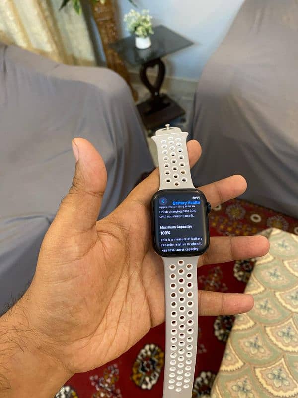 Apple watch seriec 7 (45mm) 6