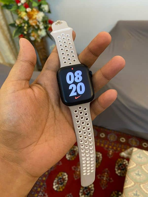 Apple watch seriec 7 (45mm) 7