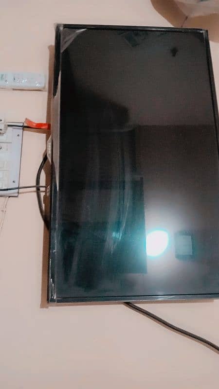 Stand fan LED tv 32 inch 7