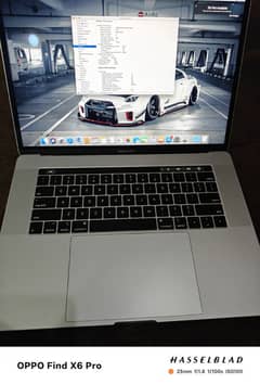 Apple Macbook 15 inch i7