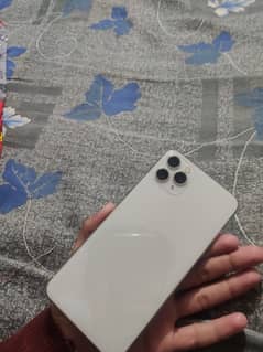 iphone 11 pro max  | Silver White