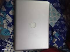 Apple Macbook pro 2010 Urgent For sale