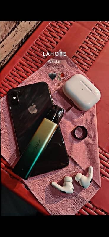 Iphone xs Lush Condition 0