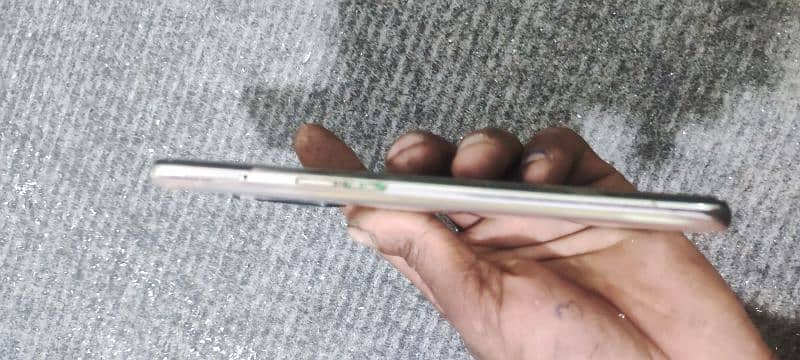 oppo Renu 5 5g 8gb/128gb 10/9 condition urgent sale 3