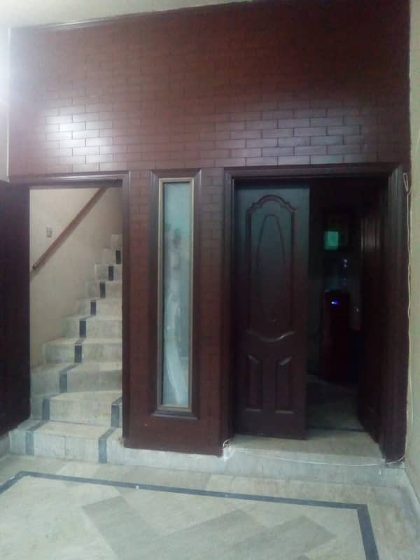 5 marla upper portion for rent in valencia town lahore 1