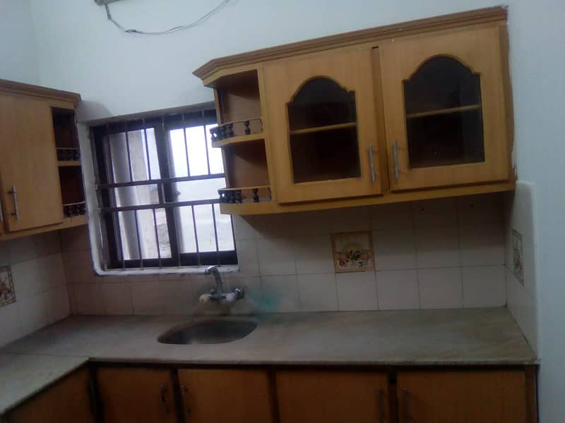 5 marla upper portion for rent in valencia town lahore 3