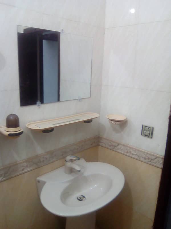 5 marla upper portion for rent in valencia town lahore 7