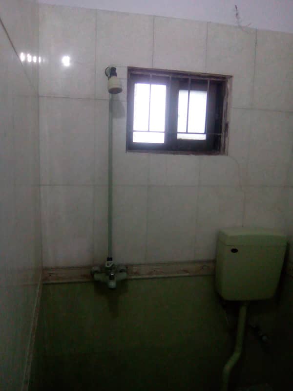 5 marla upper portion for rent in valencia town lahore 8