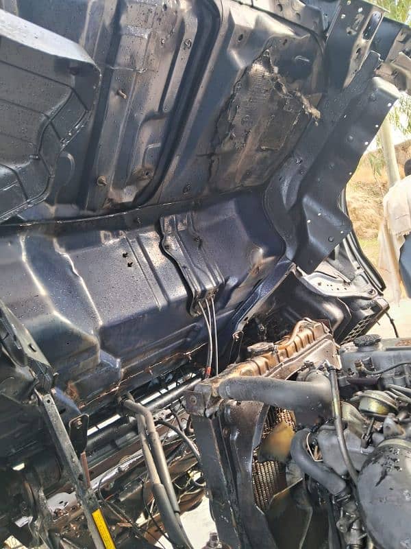 ISUZU NPR model 2005 best condition 4