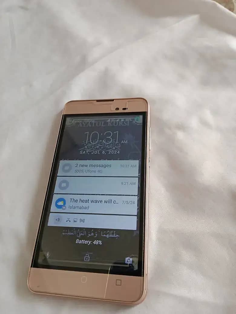 Q Mobile 700 Pro II 1