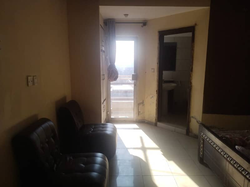 3 Bedroom Non Furnished flat for rent in Qj Heights 1