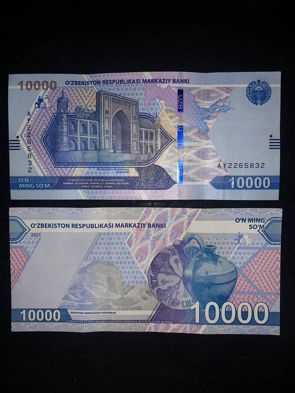 banknotes / currency notes 0